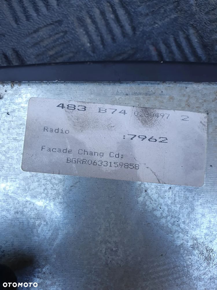 RADIO FABRYCZNE RENAULT LAGUNA II  8200247962  POSIADAM 2 SZT - 8