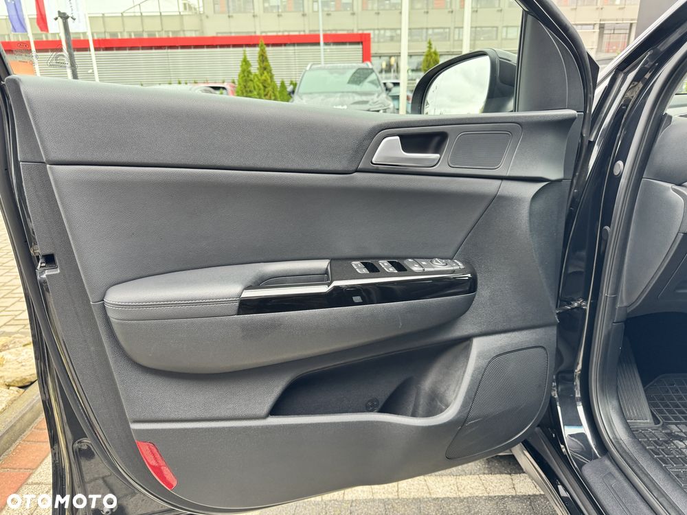 Kia Sportage 1.6 T-GDI Black Edition 2WD DCT - 13