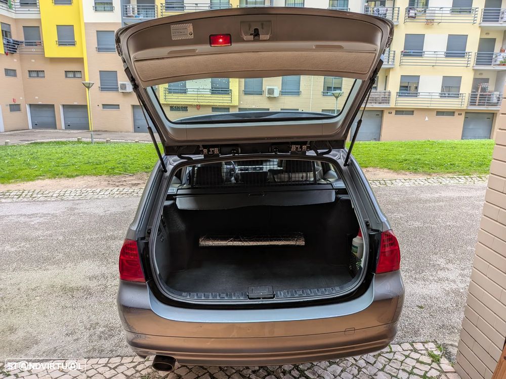 BMW 320 d Navigation - 7