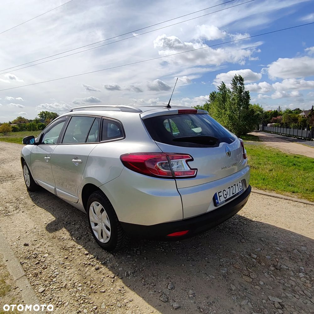 Renault Megane 1.5 dCi Limited EDC - 4