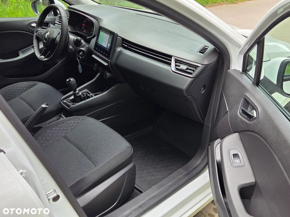 Renault Clio - 12