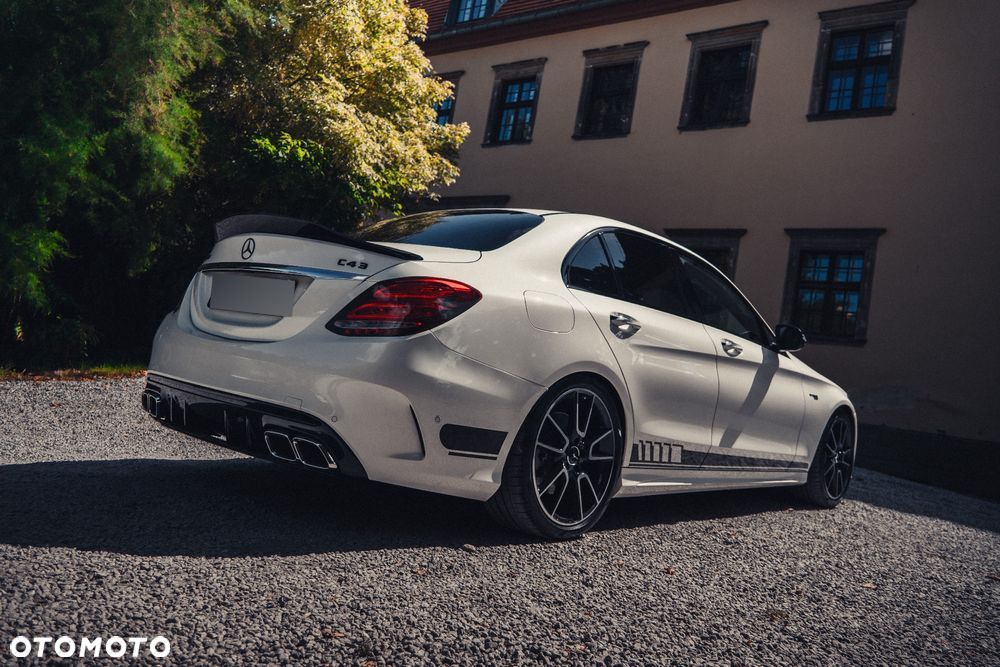 Mercedes-Benz Klasa C AMG 43 4Matic 9G-TRONIC - 2