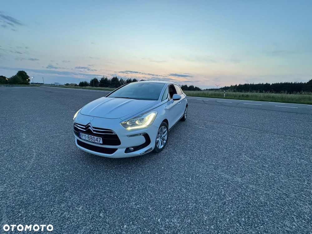 Citroën DS5 e-HDi 115 EGS6 Chic - 1