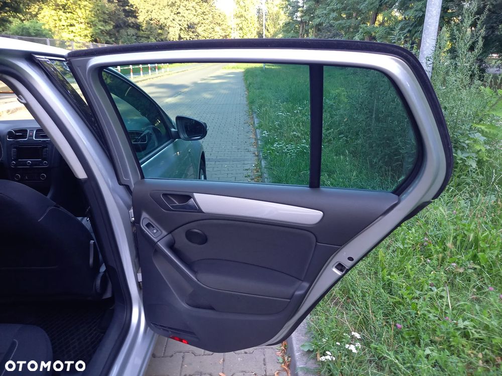 Volkswagen Golf 1.6 TDI DPF Trendline - 24