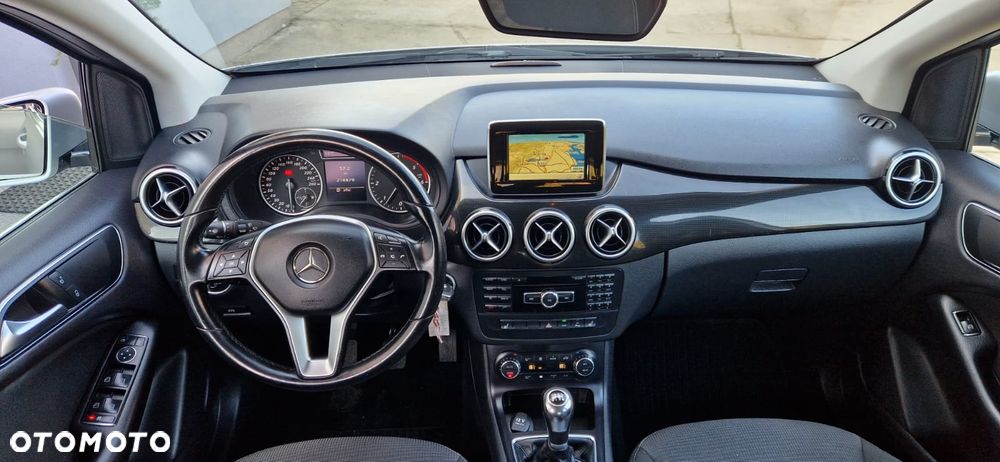 Mercedes-Benz Klasa B 180 CDI (BlueEFFICIENCY) - 9