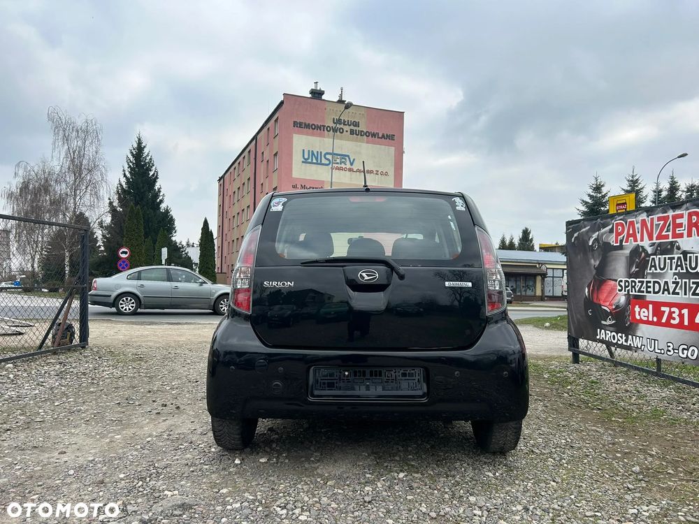 Daihatsu Sirion 1.3 - 21