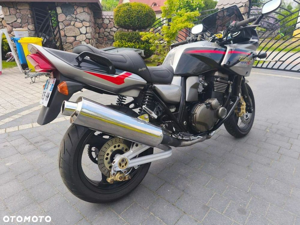 Kawasaki ZRX - 3