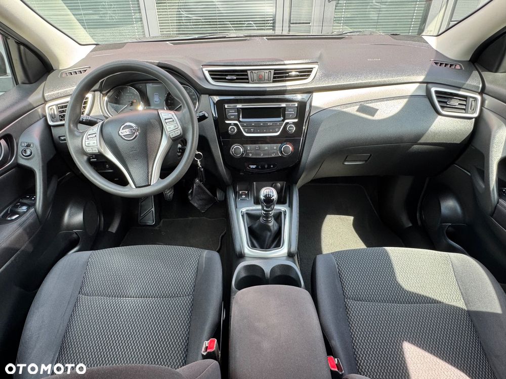 Nissan Qashqai 1.2 DIG-T N-Vision - 21