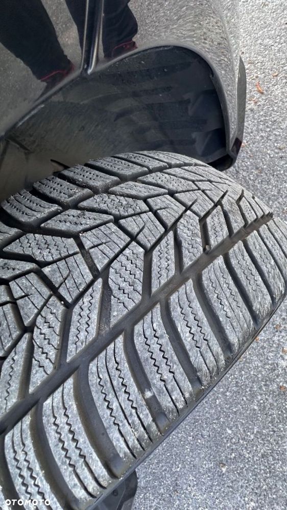 Mercedes-Benz Klasa E - 34