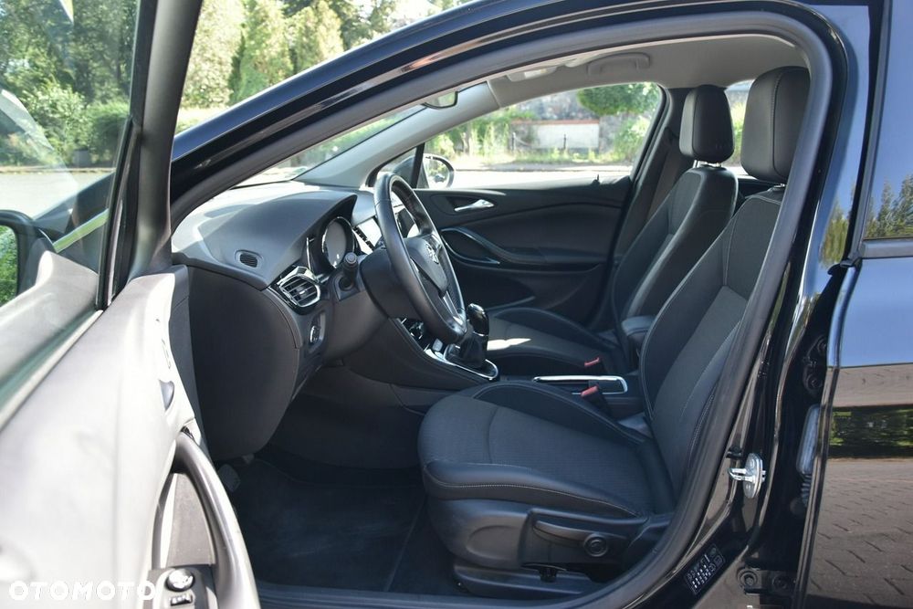 Opel Astra 1.4 T Enjoy S&S - 16
