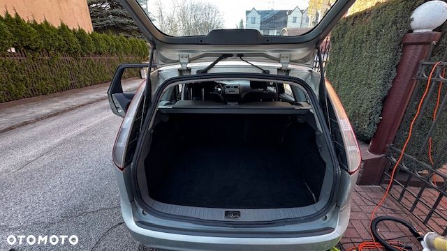 Ford Focus 2.0 TDCi FX Gold / Gold X - 12