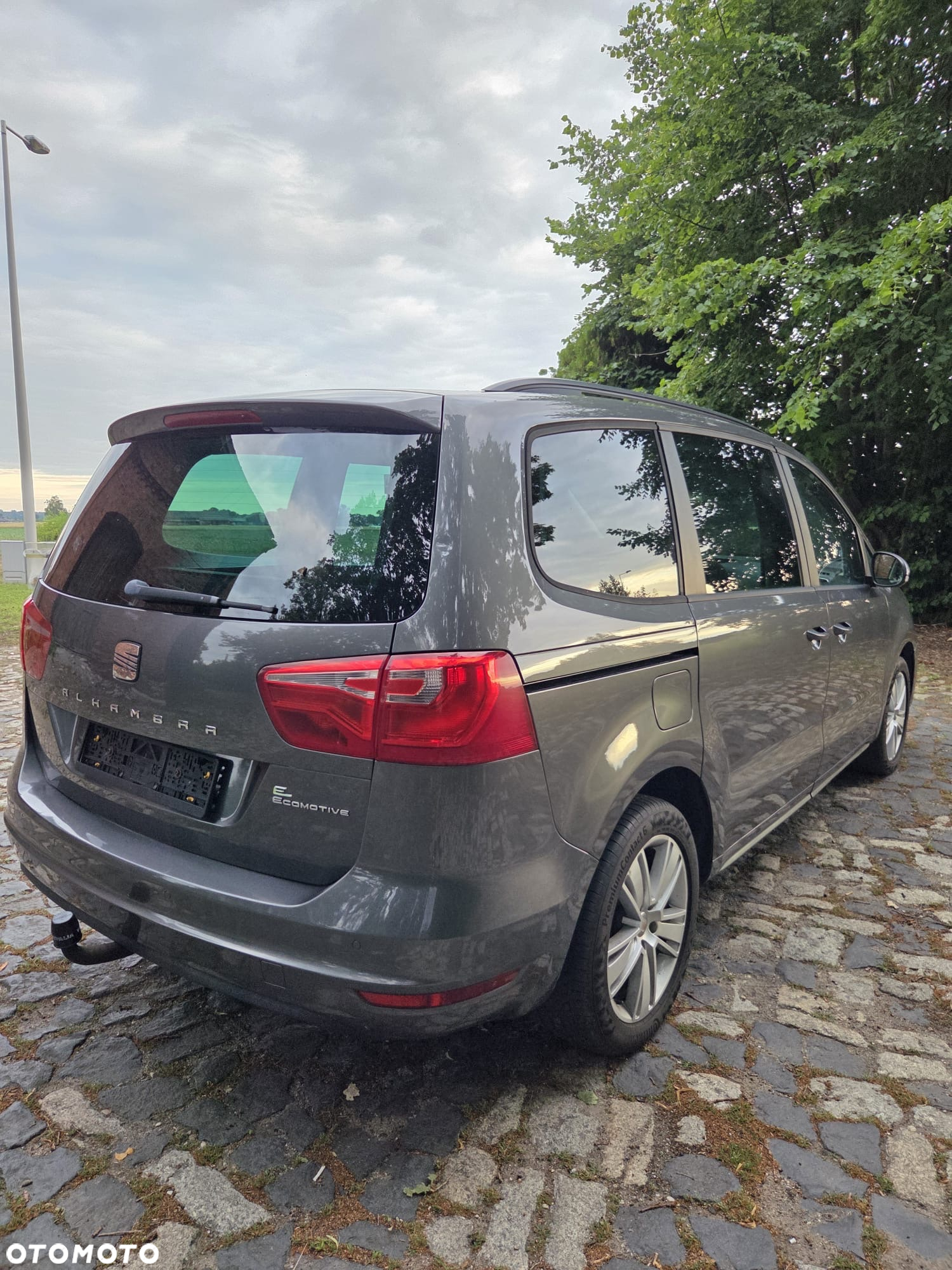 Seat Alhambra 2.0 TDI Ecomotive Style - 11