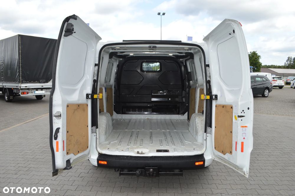 Ford Transit Custom - 11