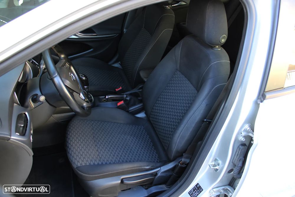 Opel Astra 1.6 CDTI Business Edition S/S - 24