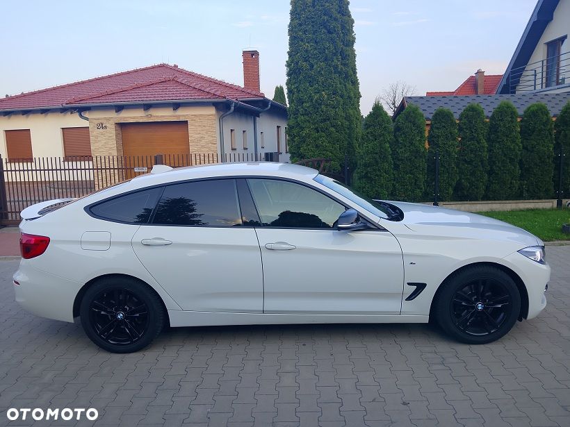 BMW 3GT 320d Sport-Aut Luxury Line - 6