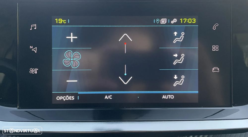Peugeot e-2008 50 kWh Active Pack - 43