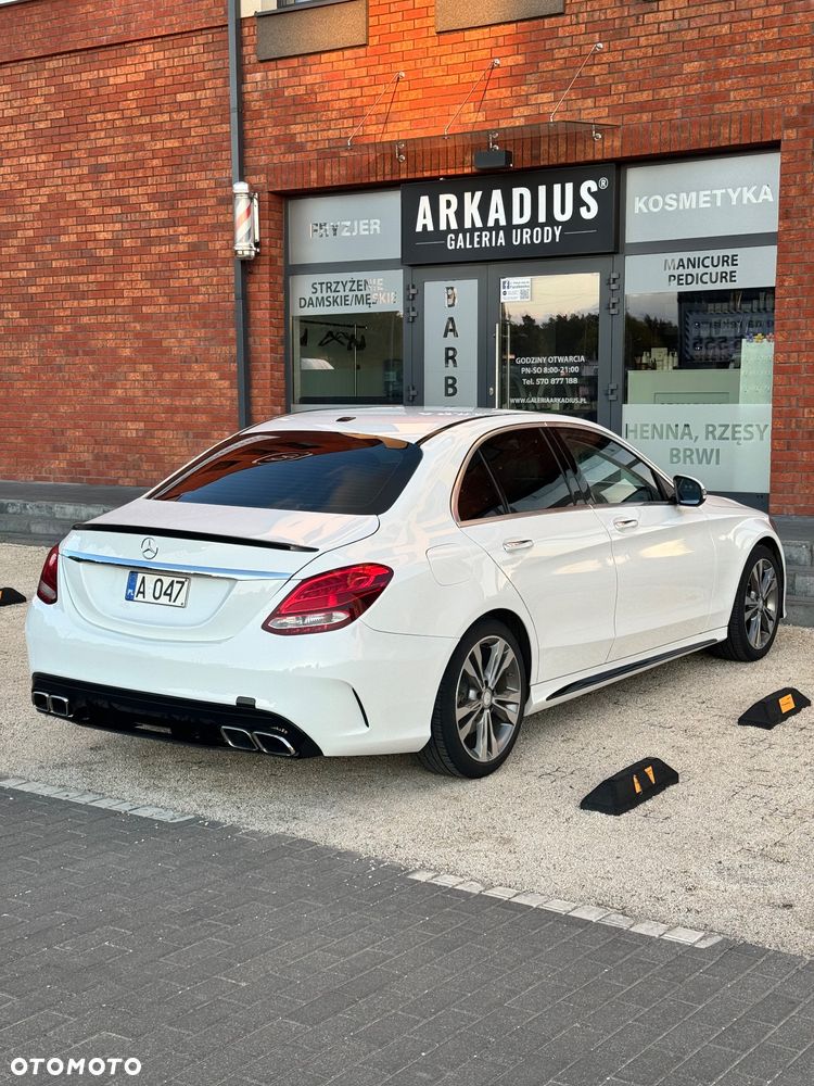Mercedes-Benz Klasa C 300 7G-TRONIC - 6