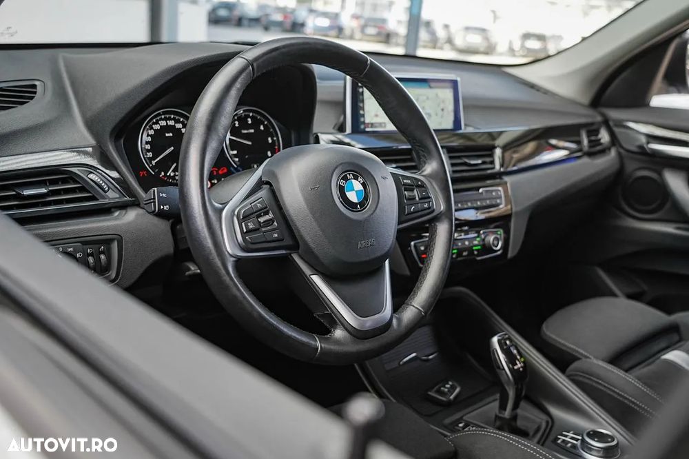 BMW X1 xDrive18d Aut. Sport Line - 7