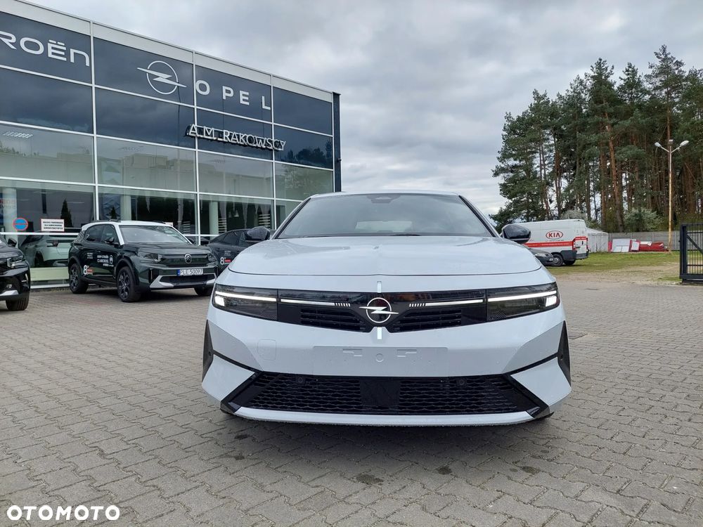 Opel Astra 1.2 T mHEV Business Edition S&S eDTC - 8