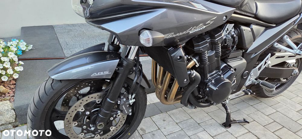 Suzuki Bandit - 3