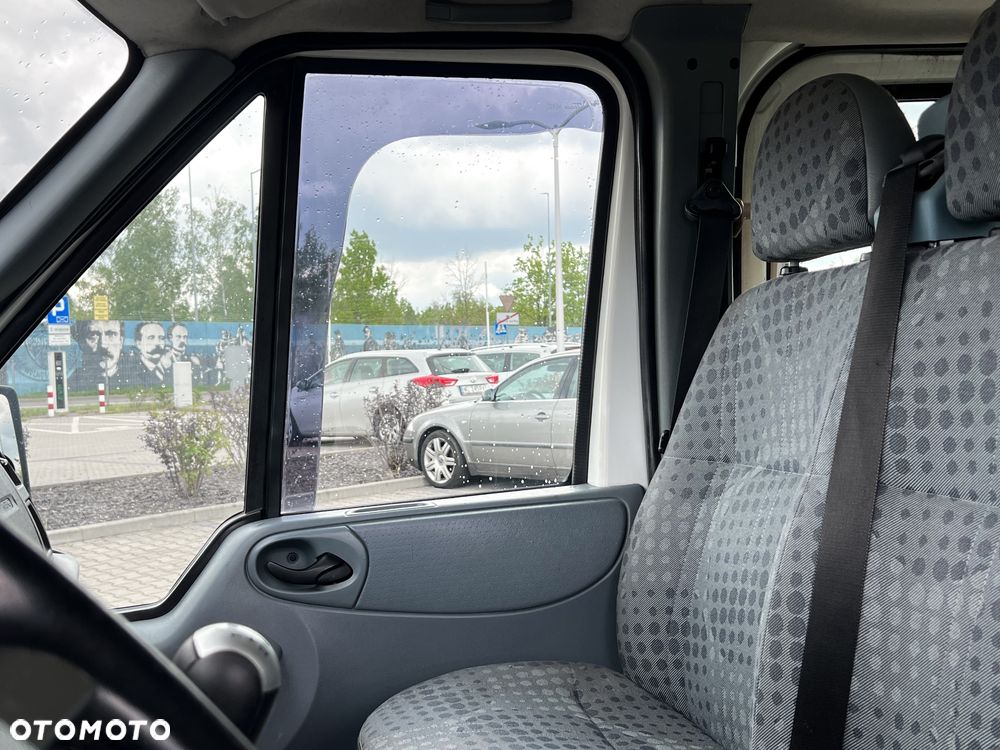 Ford Transit - 15