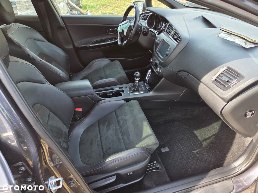Kia Ceed 1.6 T-GDI GT-Track - 7