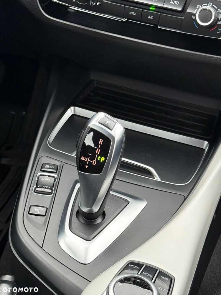 BMW Seria 1 116d M Sport Shadow - 19