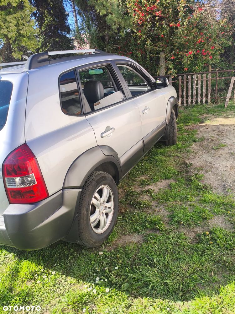 Hyundai Tucson 2.7 GLS - 4