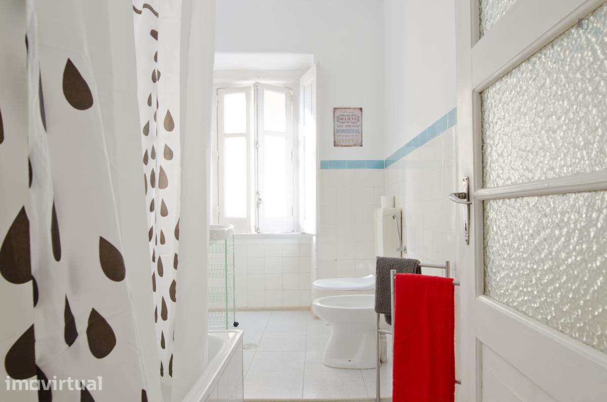 Quarto - localizado em Arroios Lisbon - Grande imagem: 2/18
