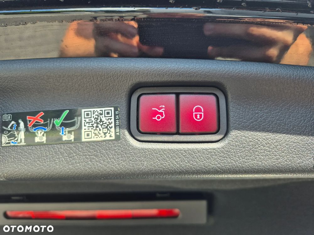 Mercedes-Benz Klasa C 200 4MATIC 9G-TRONIC - 28