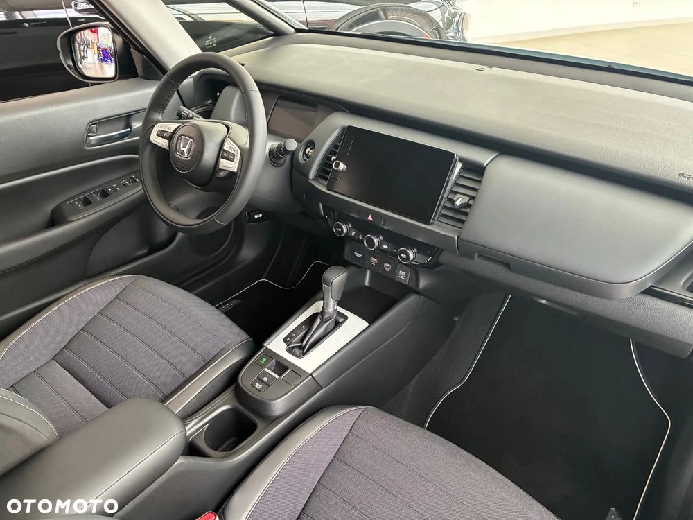 Honda Jazz 1.5 i-MMD Executive Crosstar - 11