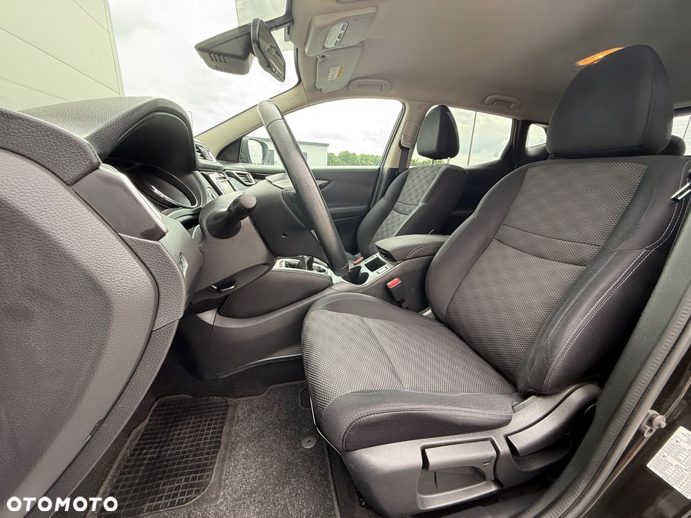 Nissan Qashqai - 12
