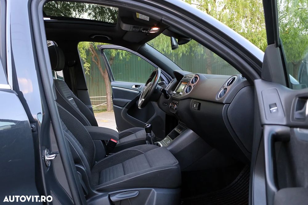 Volkswagen Tiguan 2.0 TDI 4Motion Sport & Style - 17
