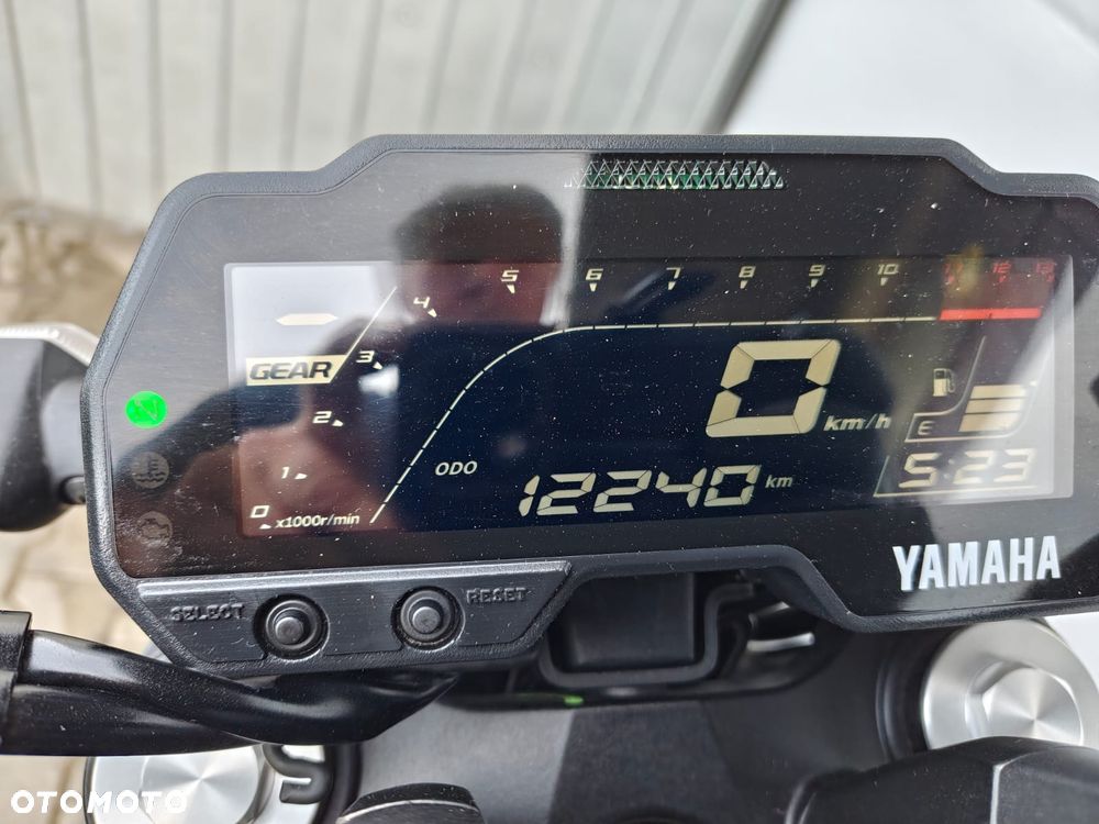 Yamaha MT - 7