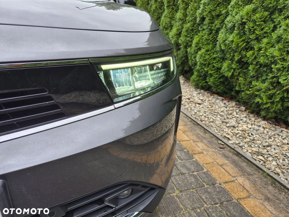 Opel Astra V 1.2 T Elegance S&S - 22