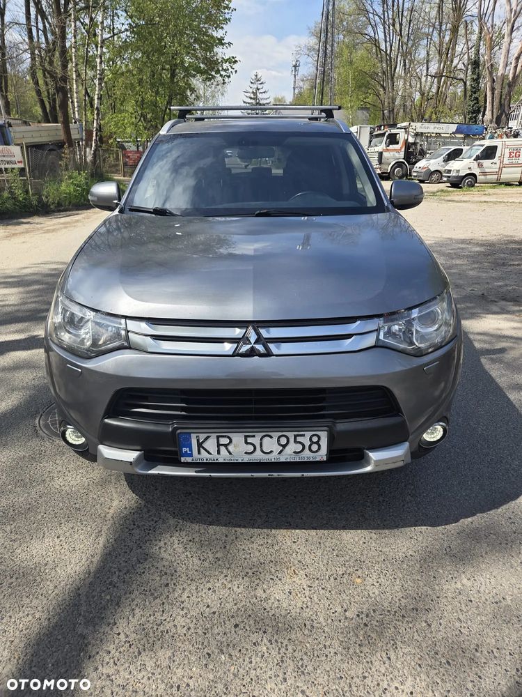 Mitsubishi Outlander 2.2 DID Intense + 4WD - 20