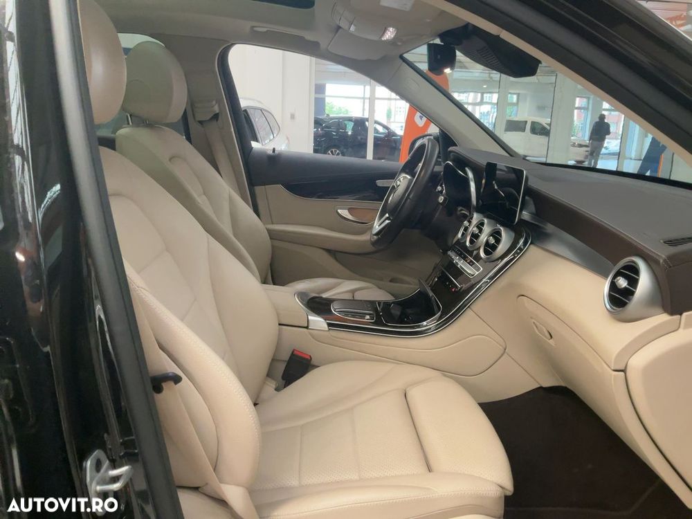 Mercedes-Benz GLC 250 4MATIC 9G-TRONIC - 9