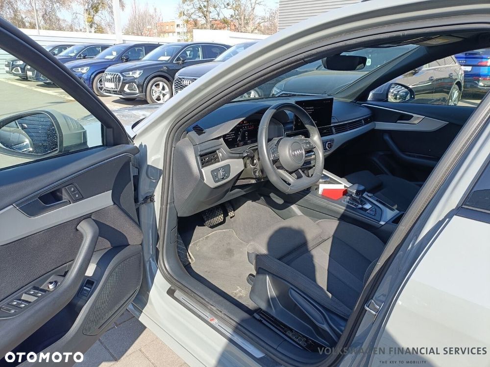 Audi A4 Avant 40 TFSI mHEV S Line S tronic - 12