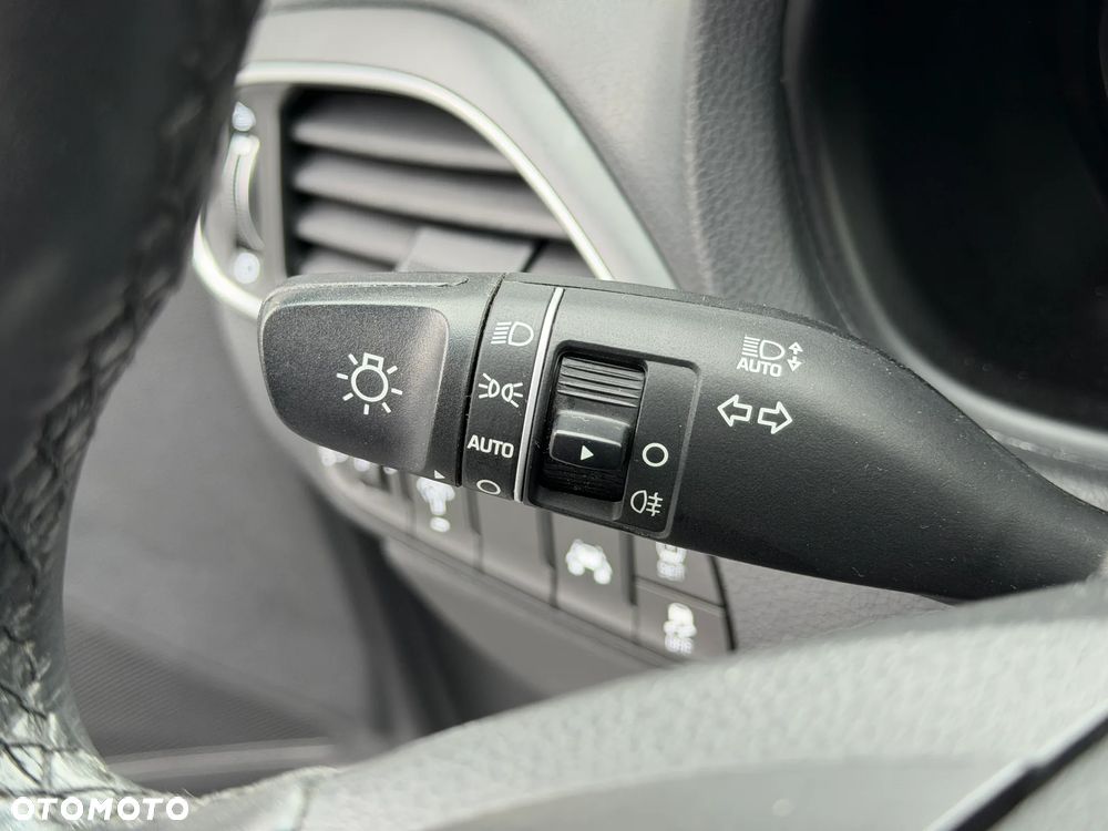 Hyundai i30 1.4 Classic + - 15