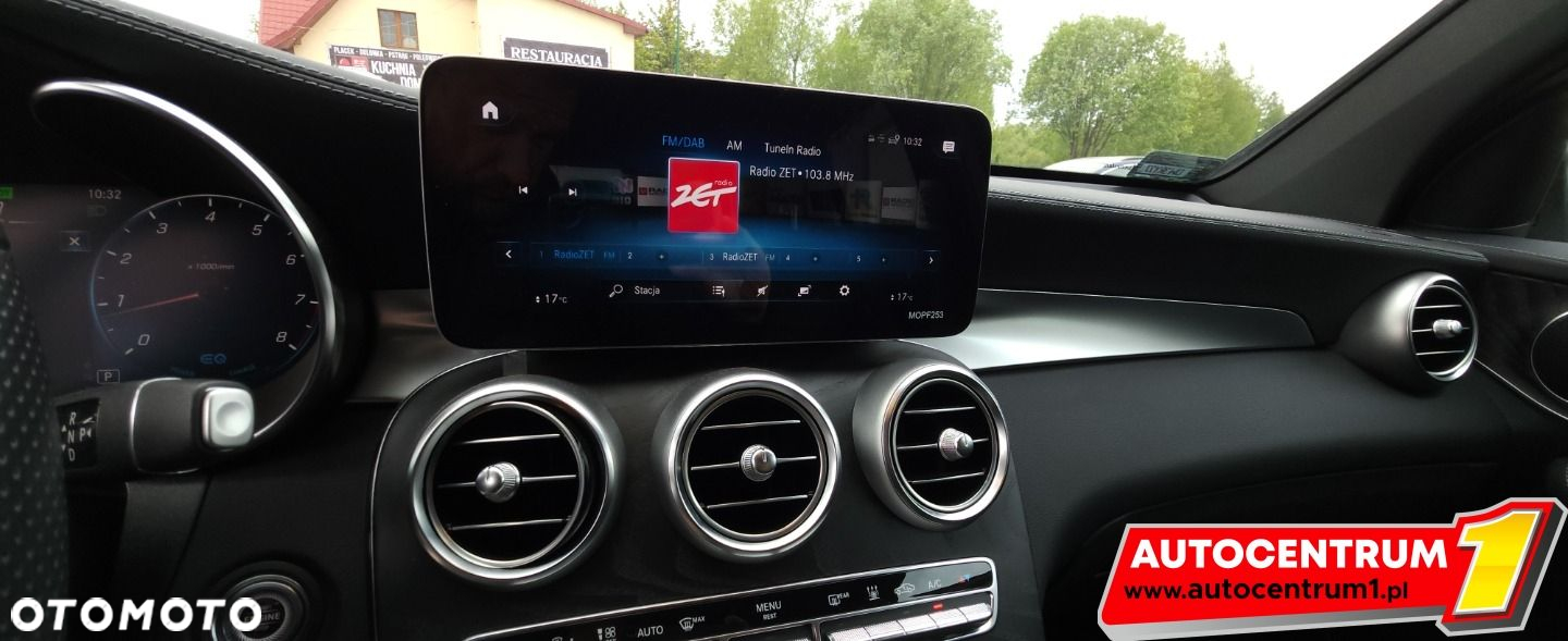 Mercedes-Benz GLC - 29