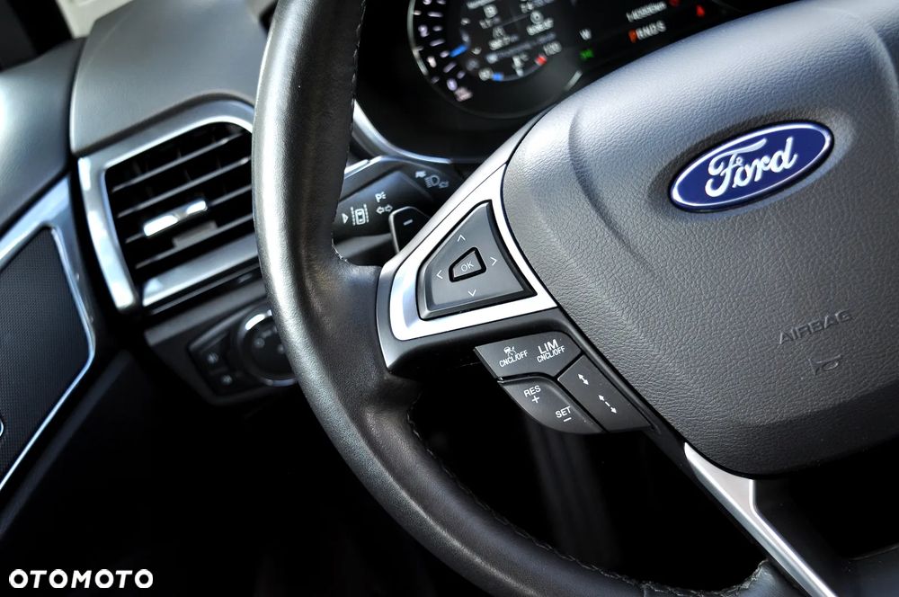 Ford Mondeo 2.0 EcoBlue Titanium - 30