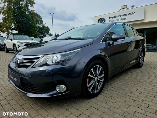 Toyota Avensis 1.8 Premium EU5