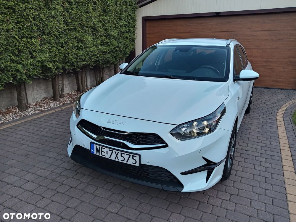 Kia Ceed 1.5 T-GDI M - 6