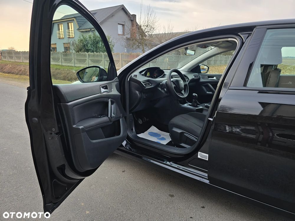Peugeot 308 - 18