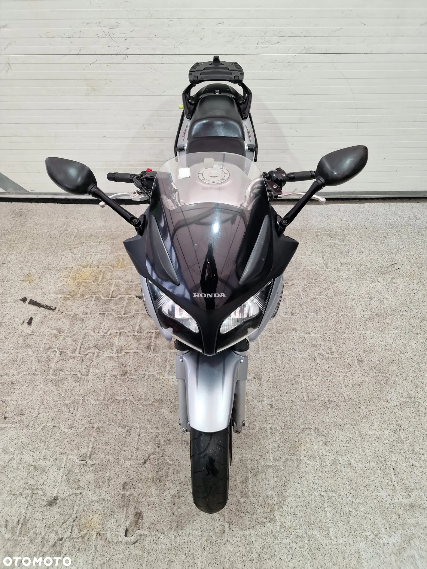 Honda CBF - 16