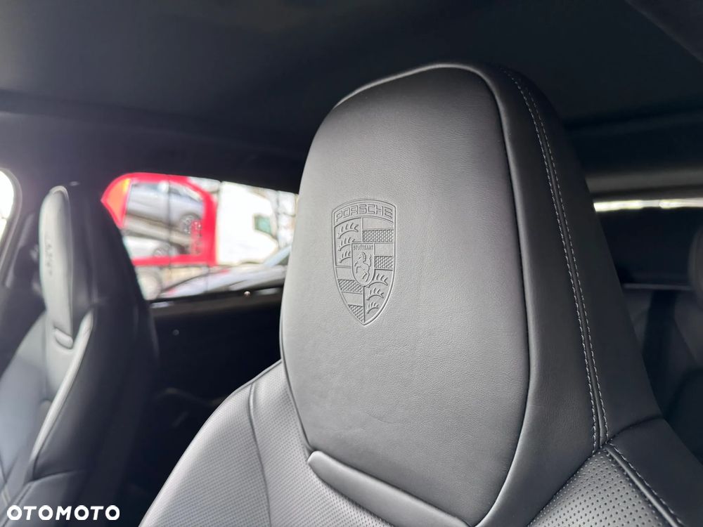 Porsche Cayenne - 18