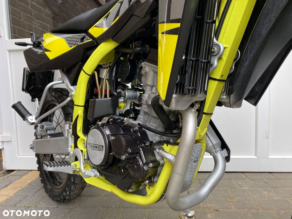 SWM SM 125 R - 11