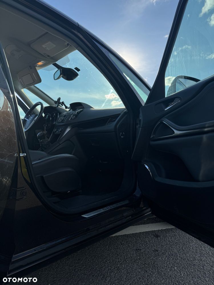 Opel Zafira 2.0 CDTI Cosmo - 10