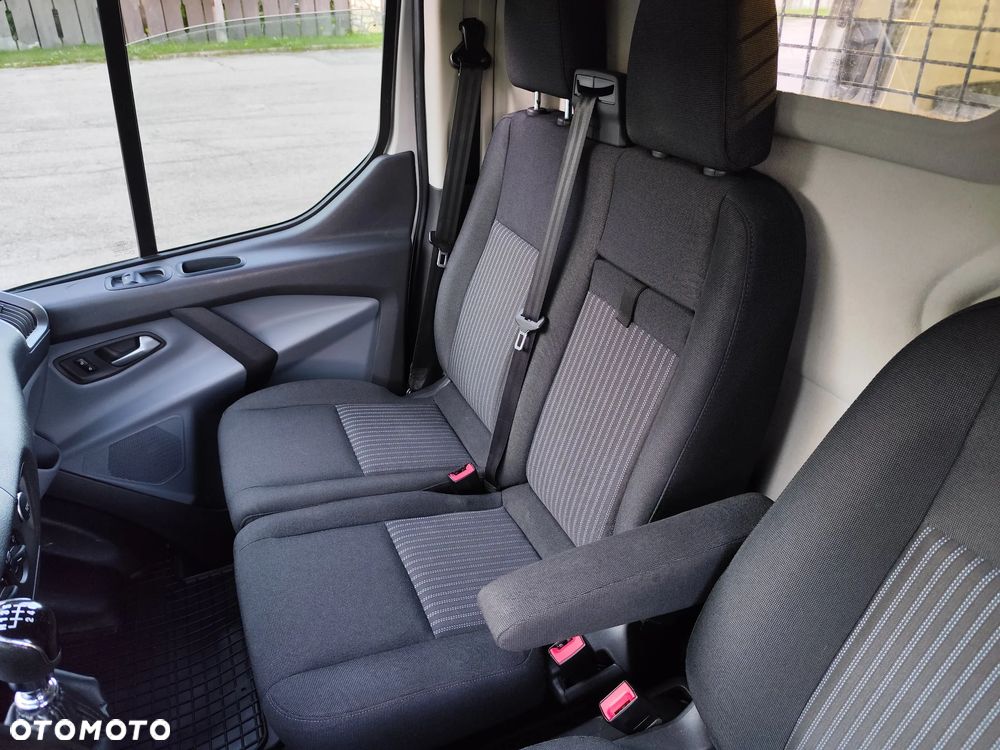 Ford Transit Custom - 20