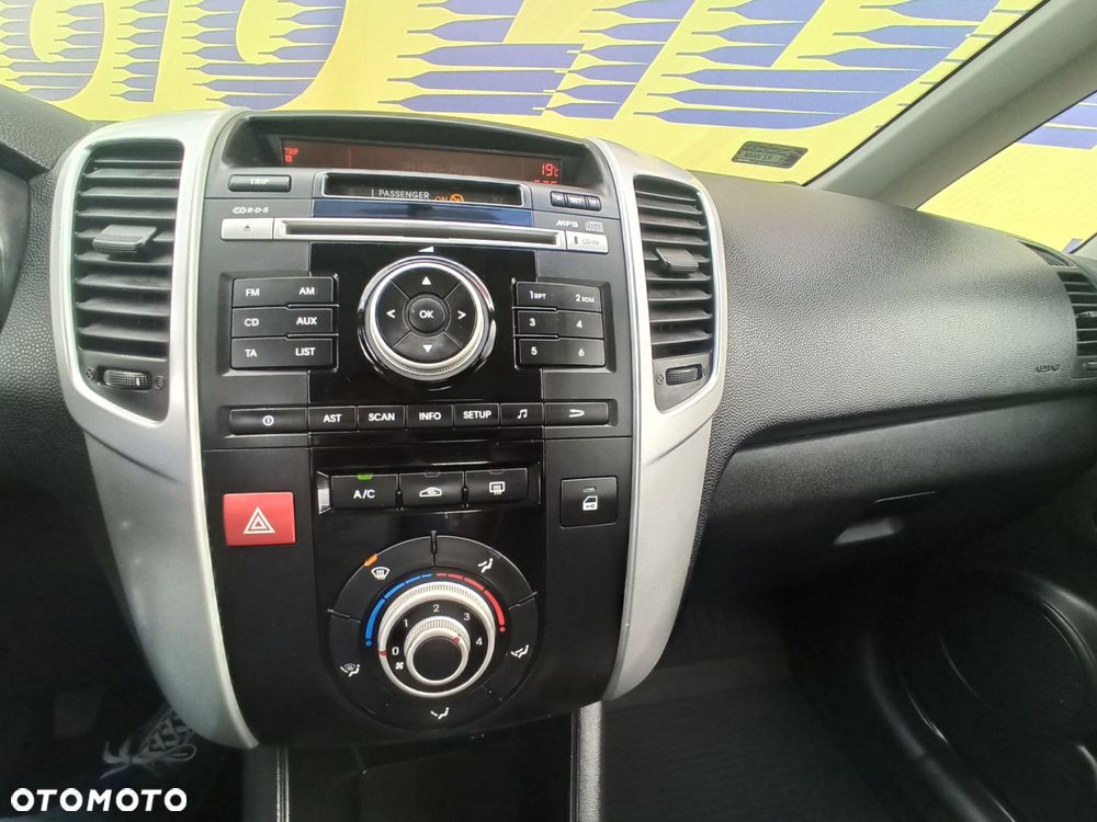 Kia Venga - 15